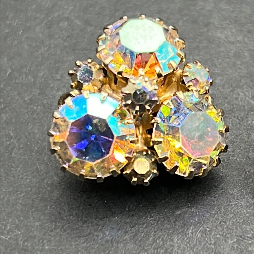 Vintage Weiss AB crystal clip on earrings - Picture 3 of 5